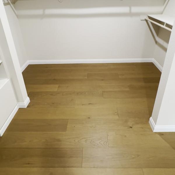 Engineered hardwood in a walk-in closet